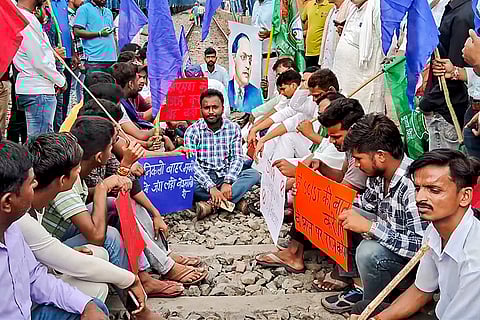 Bharat Bandh: Bhim Army supporters protest in Arrah